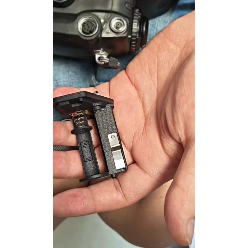 Pegangan Tempat Baterai, Klip  - 3D Printing Nylon ulasan dan harga